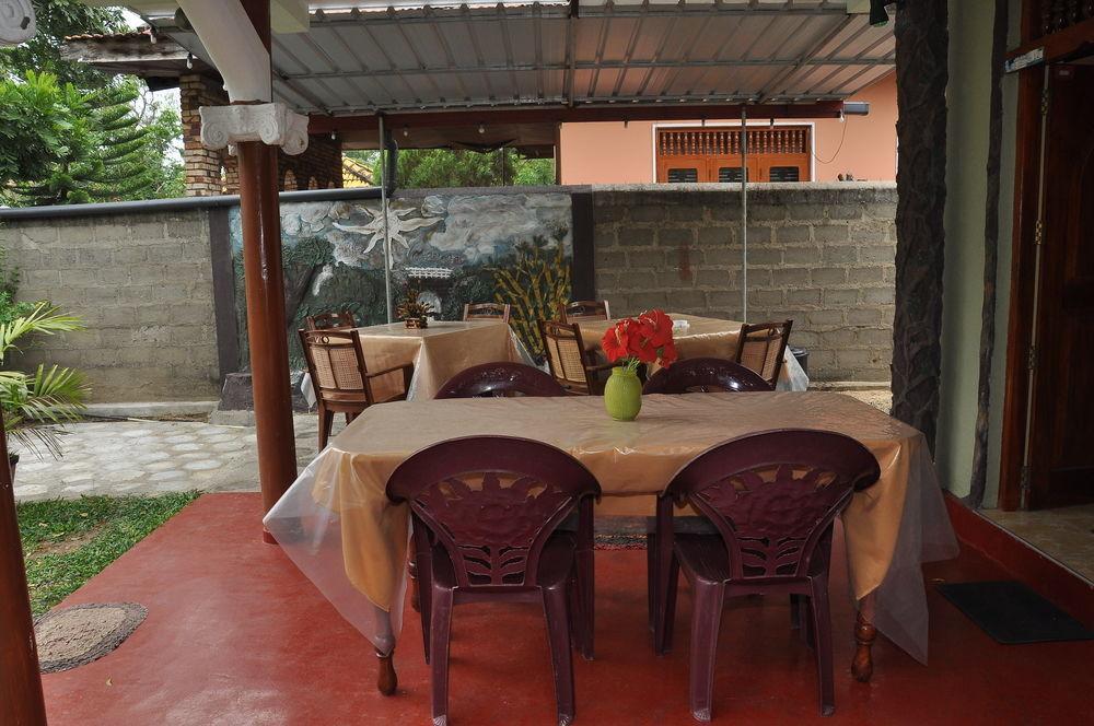 Sanoga Holiday Resort Tissamaharama Buitenkant foto