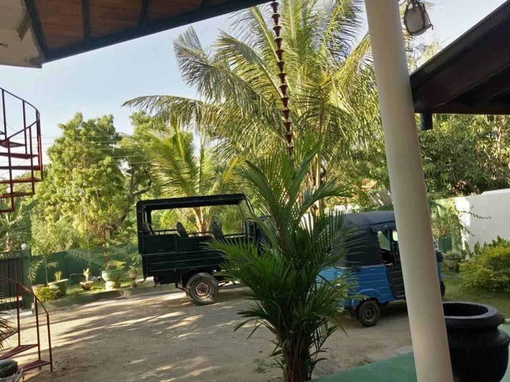 Sanoga Holiday Resort Tissamaharama Buitenkant foto
