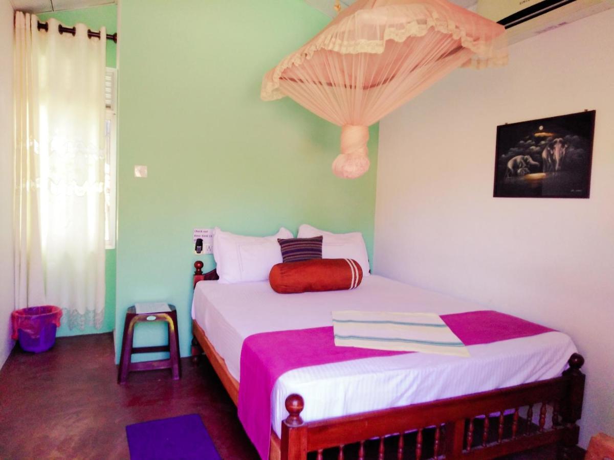 Sanoga Holiday Resort Tissamaharama Buitenkant foto